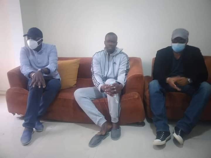 Photos: Khalifa Sall et Barthélémy Dias chez Ousmane Sonko
