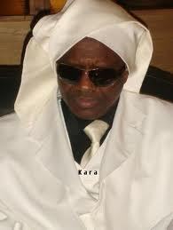 Serigne Modou Kara offre sa limousine pour le déplacement des Khassaïdes de Serigne Touba