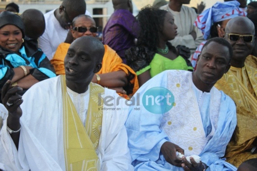 [Photos] Thione Seck comblé
