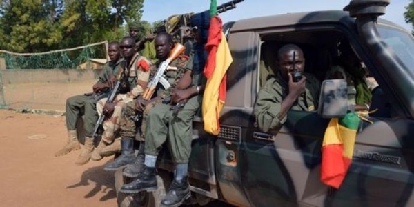 ALERTE - Mali: un soldat malien tué lors d'une opération de désarmement à Bamako