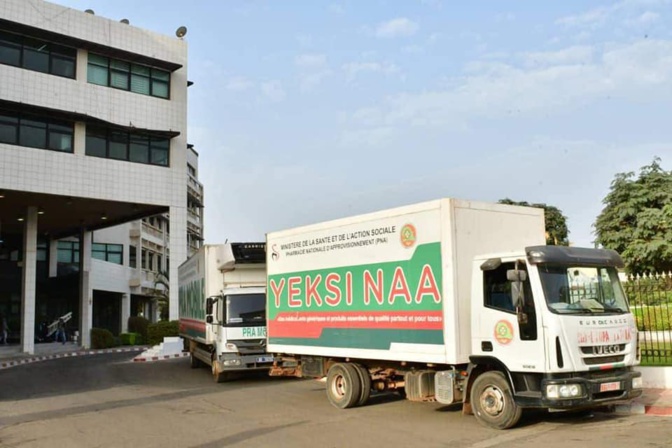 Vaccins contre la Covid 19/Abdoulaye Diouf Sarr: "les premières doses en route vers l'intérieur du pays" Vaccins contre la Covid 19/Abdoulaye Diouf Sarr: "les premières doses en route vers l'intérieur du pays"