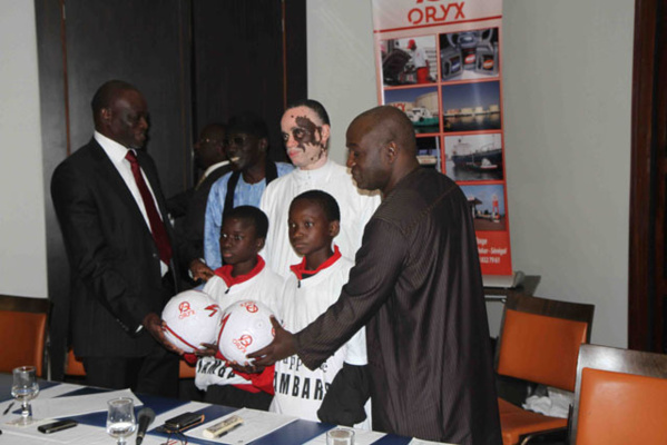 Opération de charme d’Oryx à Ziguinchor : un don de produits divers aux populations