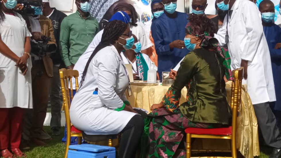 Campagne de vaccination: Les autorités sanitaires et étatiques donnent l'exemple aux populations (Photos)