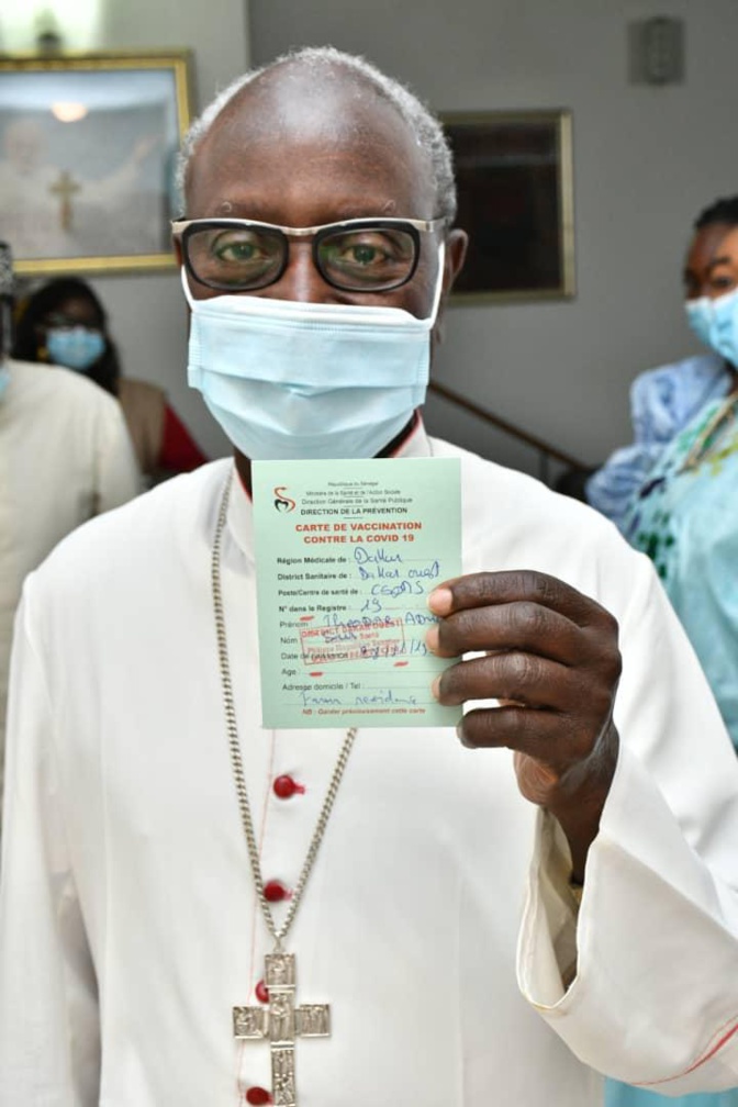 Vaccin contre la Covid-19 - Le Cardinal Théodore Adrien Sarr a pris sa dose ce vendredi (photos)