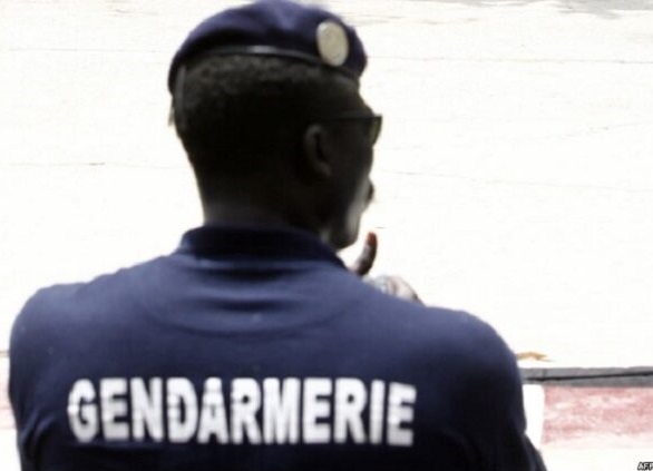 L’étau se resserre: Soupçonnés de renseigner Ousmane Sonko, un gendarme et un policier arrêtés