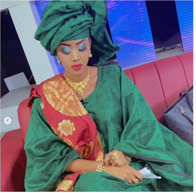 Appréciez le grand boubou très classe de Katy Chimère Diaw ! (Photos)