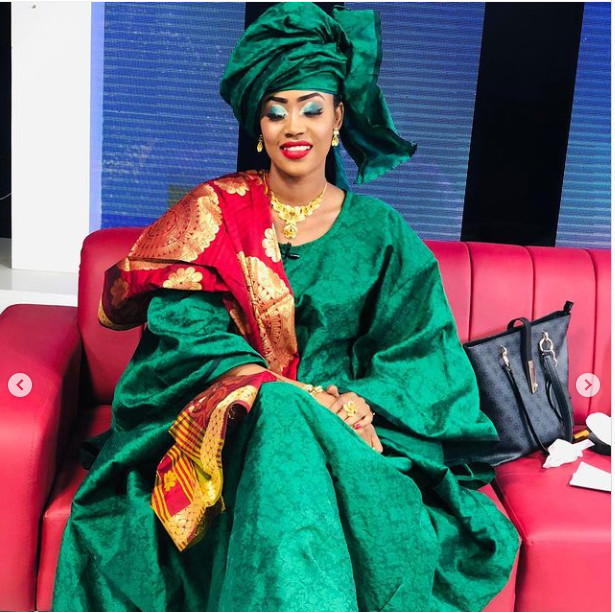 Appréciez le grand boubou très classe de Katy Chimère Diaw ! (Photos)