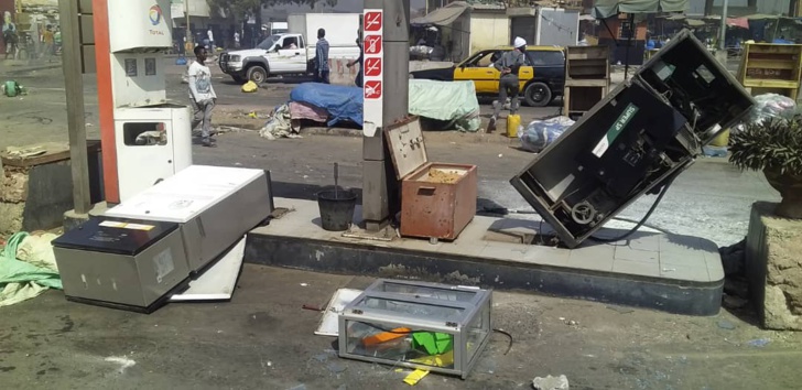 Photos : Les scènes de pillages à Dakar