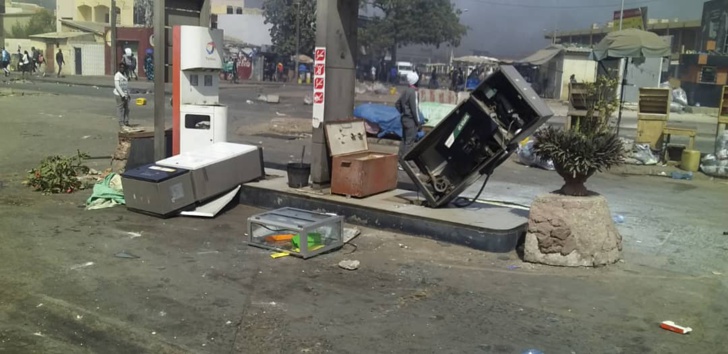 Photos : Les scènes de pillage à Dakar