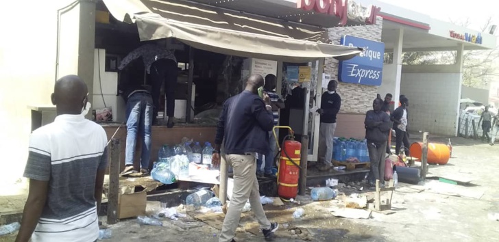 Photos : Les scènes de pillage à Dakar
