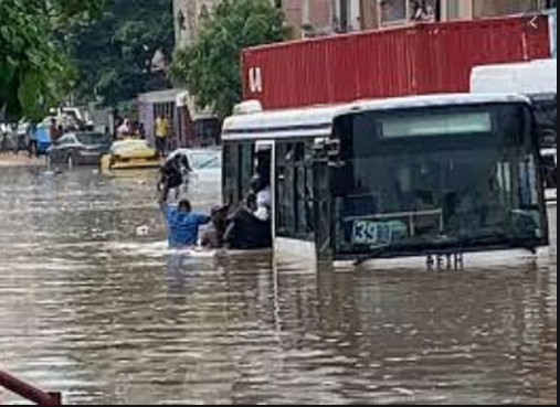 Stratégie nationale de protection civile : Le Chef de l’Etat insiste sur les risques de catastrophes