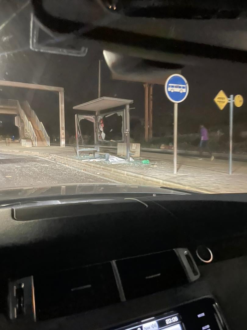 Réaction de Vdn Tech aprés le saccage des abribus: " Il est nécessaire de rappeler que ces abribus appartiennent à tous les Sénégalais mais pas à l'État, les..." Réaction de Vdn Tech aprés le saccage des abribus: " Il est nécessaire de rappeler que ces abribus appartiennent à tous les Sénégalais mais pas à l'État, les..."