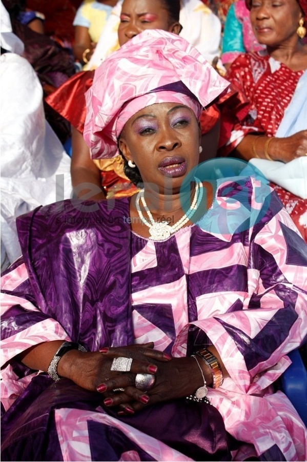 [Photos] Aïda Mbodj honorée par Assane Ndiaye
