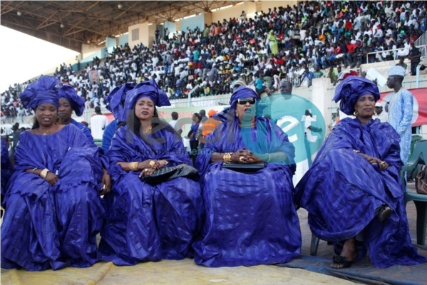 [Photos] Aïda Mbodj honorée par Assane Ndiaye