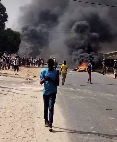 Sénégal : Chasse à l'homme à Gunjur, les pêcheurs sénégalais perdent leurs biens et se réfugient à Kafountine Sénégal : Chasse à l'homme à Gunjur, les pêcheurs sénégalais perdent leurs biens et se réfugient à Kafountine