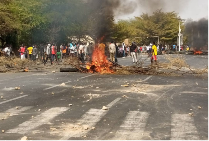 UGB : Les étudiants protestent encore, ce matin