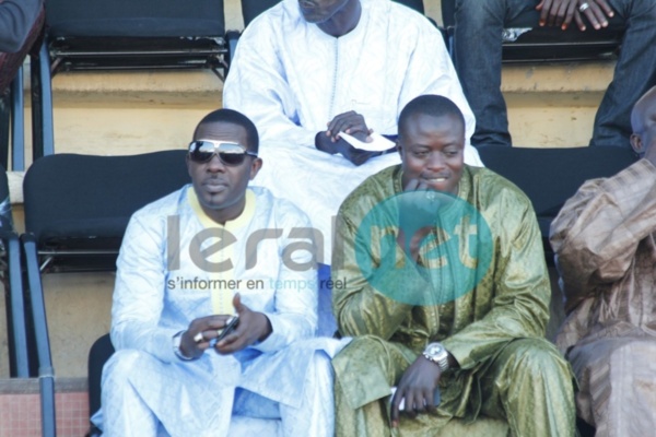 Mbaye Dièye Faye aux côtés du promoteur de lutte Assane Ndiaye Mbaye Dièye Faye aux côtés du promoteur de lutte Assane Ndiaye