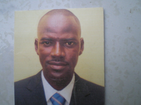 Monsieur DIOR Alioune, a disparu depuis le 4 mai à 20 h de son domicile au PE.