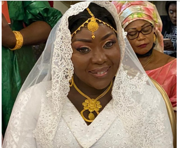 Al Khayri: Mariage de Adja Sy, Pca du Grand Théâtre et l'entrepreneur Pape Momar Gaye (Photos) Al Khayri: Mariage de Adja Sy, Pca du Grand Théâtre et l'entrepreneur Pape Momar Gaye (Photos)