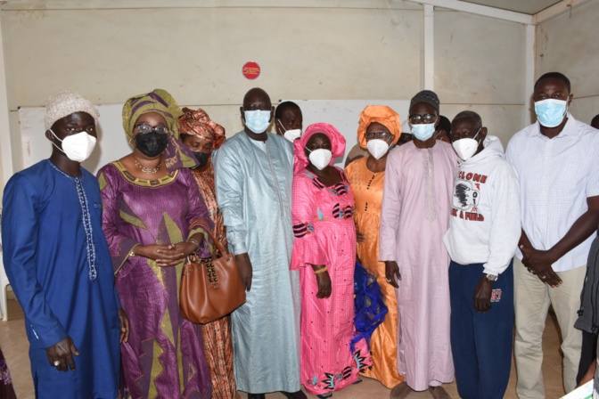 JAXAY-PARCELLES- NDIACOULRAP : LES RESPONSABLES DE LA COALITION PRESIDENTIELLE FONT BLOC ET REAFFIRMENT LEUR SOUTIEN AU PR. JAXAY-PARCELLES- NDIACOULRAP : LES RESPONSABLES DE LA COALITION PRESIDENTIELLE FONT BLOC ET REAFFIRMENT LEUR SOUTIEN AU PR.