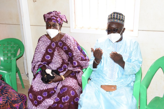 JAXAY-PARCELLES- NDIACOULRAP : LES RESPONSABLES DE LA COALITION PRESIDENTIELLE FONT BLOC ET REAFFIRMENT LEUR SOUTIEN AU PR. JAXAY-PARCELLES- NDIACOULRAP : LES RESPONSABLES DE LA COALITION PRESIDENTIELLE FONT BLOC ET REAFFIRMENT LEUR SOUTIEN AU PR.