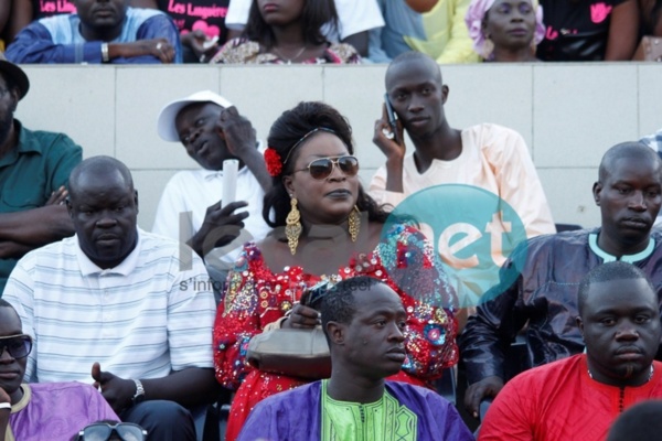 Waly Ballago Seck et Pape Cheikh Diallo honorés par la lutte 