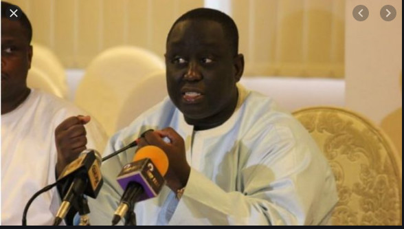 Frustré: Aliou Sall cogne certains proches collaborateurs du Président Sall Frustré: Aliou Sall cogne certains proches collaborateurs du Président Sall