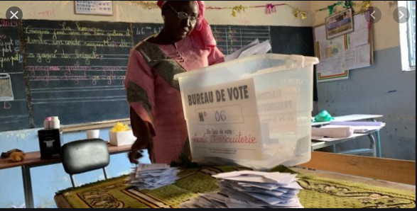 Report des Locales en 2022: Le projet de loi entre les mains de Moustapha Niasse