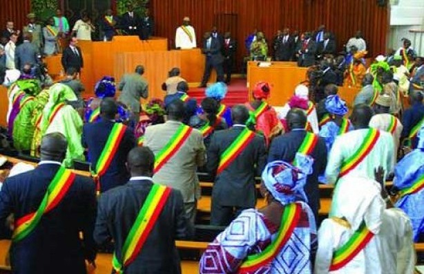Perte de son poste de député : Après Issa Sall, Déthié Fall dans le viseur de l’article 61 de la constitution