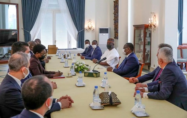 Energie : les investisseurs impliqués dans la réalisation de grands projets reçus par le Chef de l’Etat Energie : les investisseurs impliqués dans la réalisation de grands projets reçus par le Chef de l’Etat