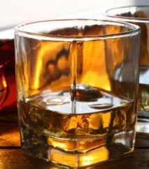 Treize fabricants clandestins de boissons alcoolisées arrêtés aux Parcelles Assainies