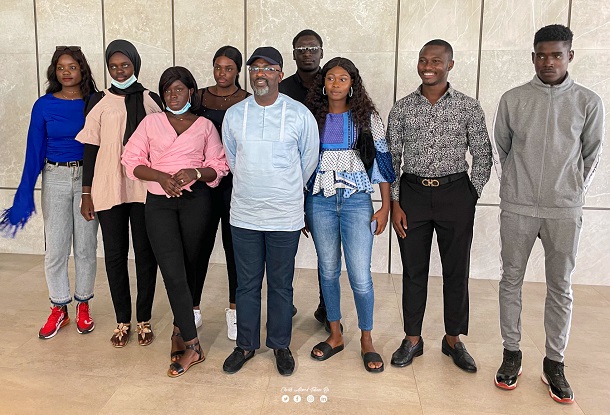 Petit-déjeuner du week-end de Pâques :  Cheikh Ahmed Tidiane Ba à l’écoute des bacheliers Médinois de l’année 2020 Petit-déjeuner du week-end de Pâques :  Cheikh Ahmed Tidiane Ba à l’écoute des bacheliers Médinois de l’année 2020