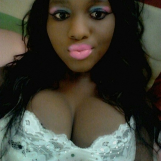 [Regardez!] Une lycéenne dakaroise se prend pour Nicky Minaj