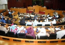 Assemblée nationale : Les députés se penchent sur les questions orales de Aida Mbodj et Iba Der Thiam