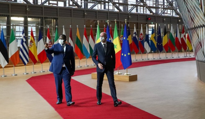 Le Sénégal bientôt producteur de vaccins anti Covid-19 : Macky Sall s’est entretenu avec Charles Michel le Président de l’UE Le Sénégal bientôt producteur de vaccins anti Covid-19 : Macky Sall s’est entretenu avec Charles Michel le Président de l’UE