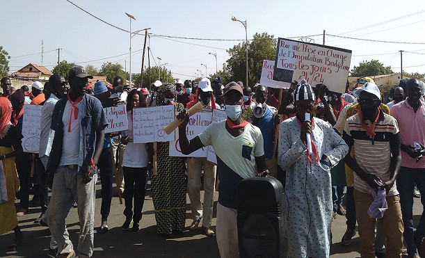 Marche pacifique à Linguère: Le Collectif «Taxawu Djolof» réclame l'audit de la gestion du directeur de l'hôpital Maguette Lô et son départ