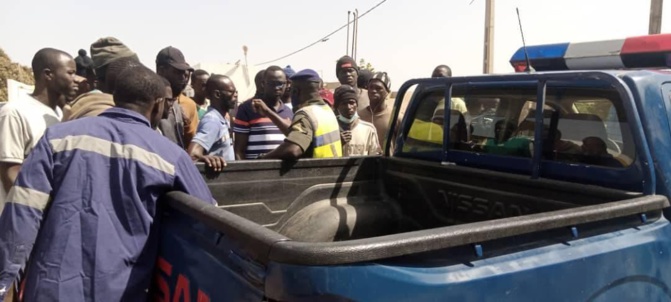 Bambilor / Un accident fait deux morts: Les populations bloquent la circulation et exigent des ralentisseurs Bambilor / Un accident fait deux morts: Les populations bloquent la circulation et exigent des ralentisseurs