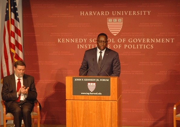 [Vidéo] Macky Sall sur l'homosexualité: « Il faut éviter de donner des stéréotypes à appliquer dans tout le monde »