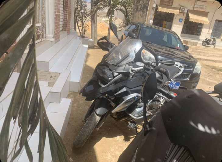 Vol: Une grosse moto BMW GS 1200 volée  à Ngor