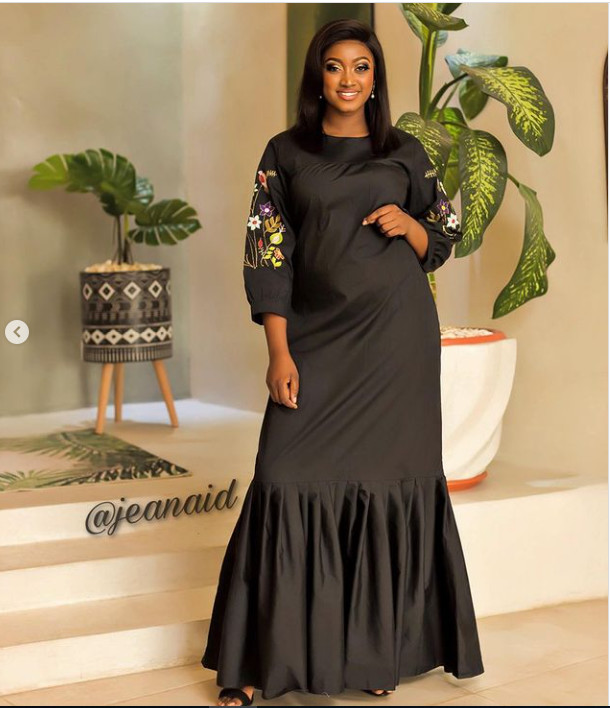 Yaye Fatou de la série "Dérapages" séduit encore ses followers (Photos) Yaye Fatou de la série "Dérapages" séduit encore ses followers (Photos)