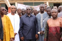 De retour dans ses anciennes écoles : Macky Sall rend hommage aux enseignants et déplore les nombreuses grèves
