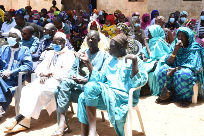 JAXAAY: El HADJI KASSÉ TACLE SÉVÈREMENT LA GESTION DU MAIRE MOR SARR BA. JAXAAY: El HADJI KASSÉ TACLE SÉVÈREMENT LA GESTION DU MAIRE MOR SARR BA.