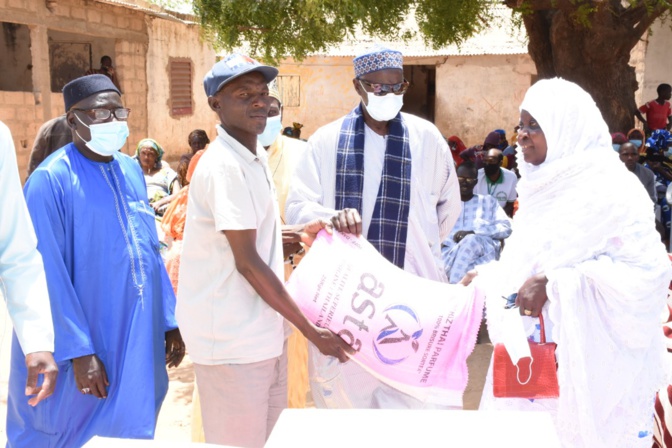 JAXAAY: El HADJI KASSÉ TACLE SÉVÈREMENT LA GESTION DU MAIRE MOR SARR BA. JAXAAY: El HADJI KASSÉ TACLE SÉVÈREMENT LA GESTION DU MAIRE MOR SARR BA.