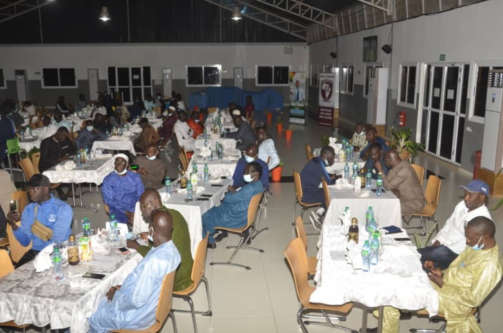 (PHOTOS)/Présidence de la FSF: Les présidents de club rallient à la cause de Mady Touré et approuvent sa candidature (PHOTOS)/Présidence de la FSF: Les présidents de club rallient à la cause de Mady Touré et approuvent sa candidature