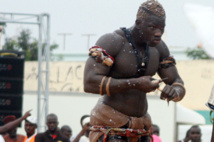 Boy Niang 2 face à la presse cet après-midi