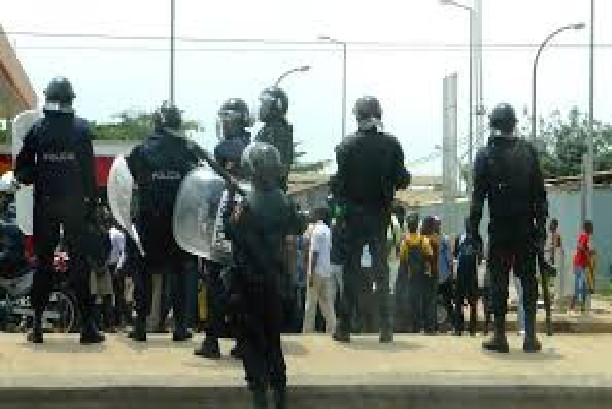 Les gendarmes font foirer le coup: La manifestation  contre le projet de la baie de Hann à Thiaroye-sur-Mer, avorte
