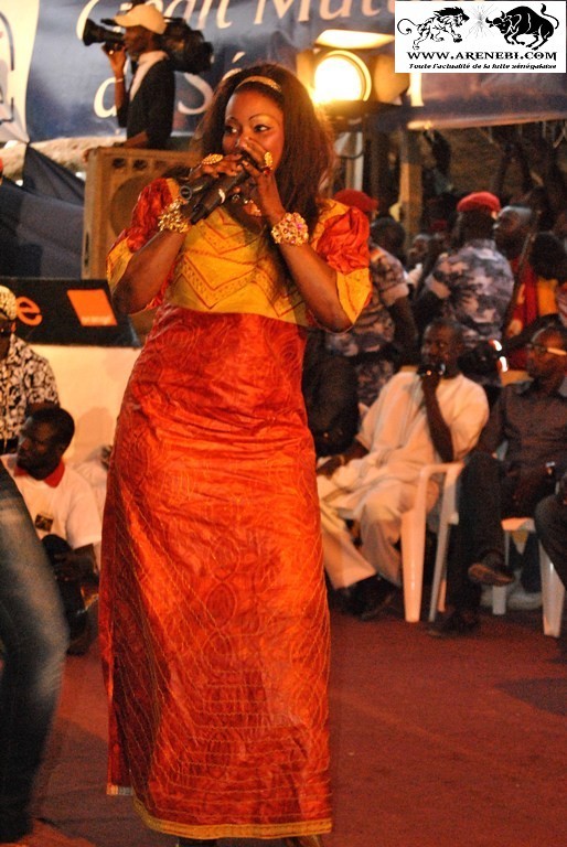 Nabou Mbengue alias Nabou Yadane, artiste chanteuse et épouse du lutteur Ouza Sow : "C'est aujourd'hui que je l'aime le plus"