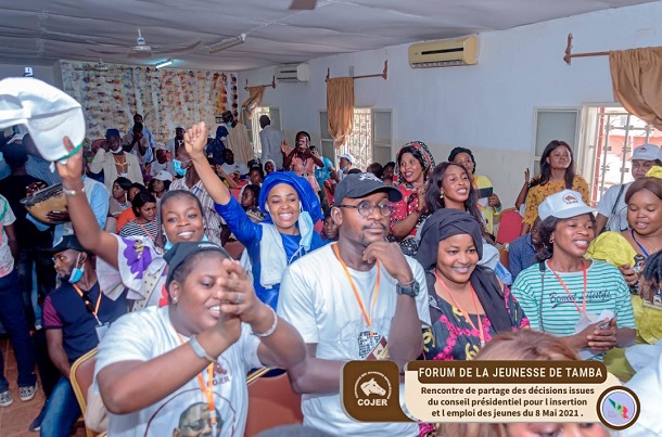 Grand succès du Panel de Sidiki Kaba à Tamba : les images d’une salle pleine à craquer durant son discours unificateur