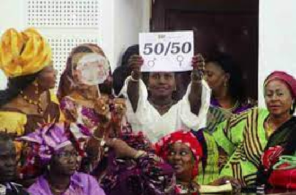 Mieux gérer les ressources des collectivités: Les femmes aux commandes !
