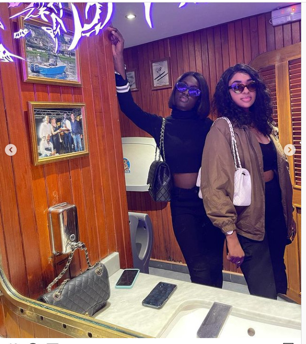 Les actrices de la série Karma au top de leur forme (Photos) Les actrices de la série Karma au top de leur forme (Photos)